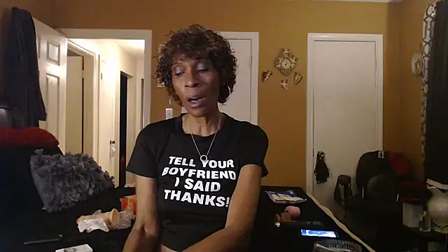 Czat XXX na żywo – DivatheSnakecharmer