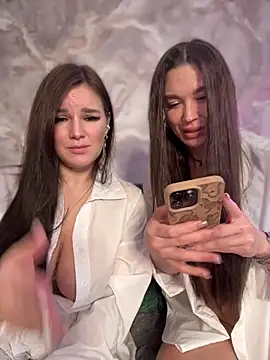 Emma_Catt: διαδικτυακό σόου στην κάμερα