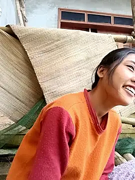 Hoa-tuylip 网络视讯表演