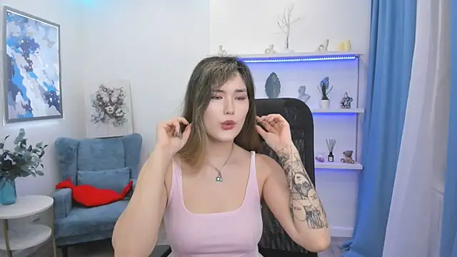 AnneTLi's Live XXX Chat