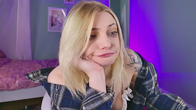 AvaSun Chat XXX in diretta