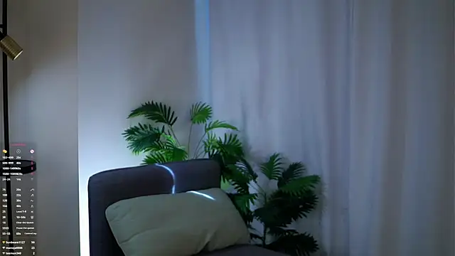 Онлайн чат XXX ClarineCasebolt