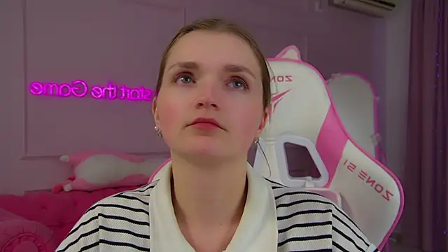 Show de AnnyRaii na webcam