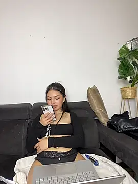 Mady_Pink – Live XXX-chat