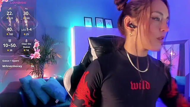 Megan_inked Adlı Modelin Canlı XXX Sohbeti