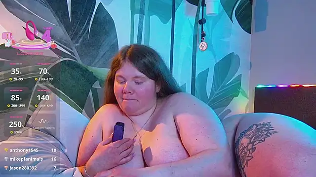 แชท XXX สดของ RubyValen