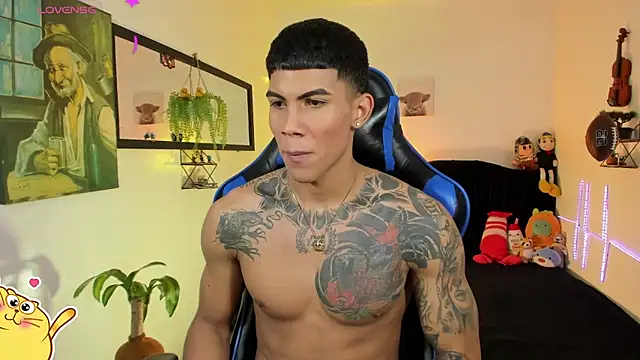 Damian_latinxxx: διαδικτυακό σόου στην κάμερα