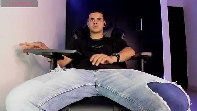 Liam_Mateo Live XXX-Chat