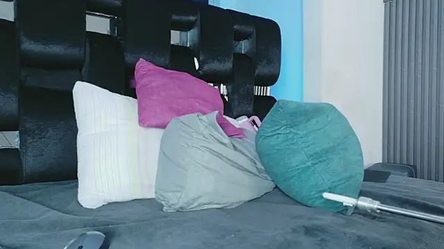 levana1 Adlı Modelin Canlı XXX Sohbeti