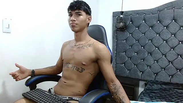 Онлайн чат XXX luka_big18