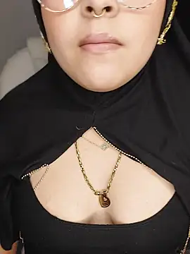 Elinaax – webcam-show