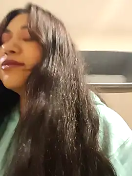 _MayaOniOni_'s Live XXX Chat