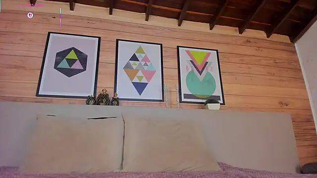 AriaFoster – Naživo XXX chat