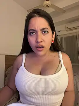 Nhefertary's Live XXX Chat