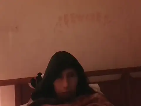 MoonLipsON-'s Live XXX Chat