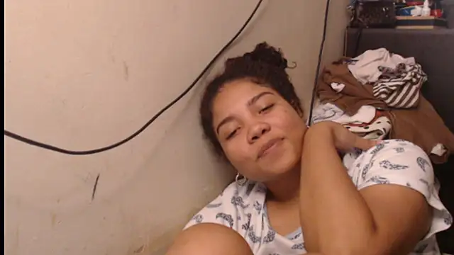 Chat +18 de madelene ao vivo