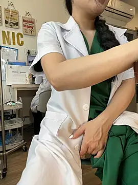 XXX chat uživo modela Clinic_Sexy