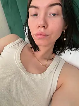 Lisaaa_Alisa's Live XXX Chat