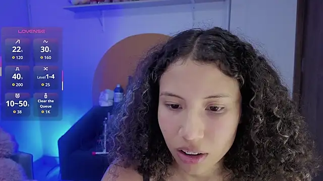 avans_15's Live XXX Chat