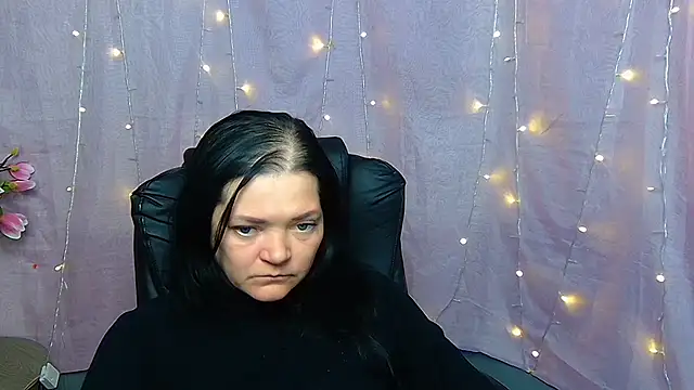 Вебкам-шоу LauraFinn