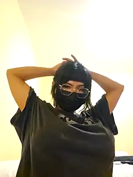 แชท XXX สดของ Latin_summer