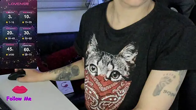 แชท XXX สดของ natasha_logan_