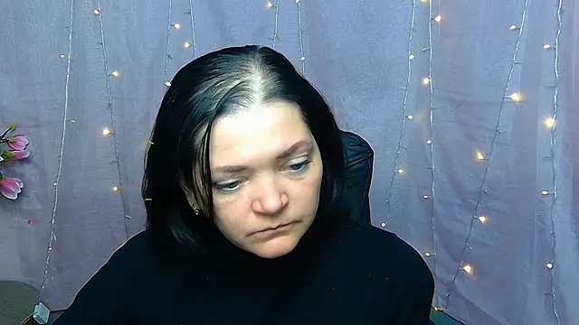 LauraFinn's Live XXX Chat