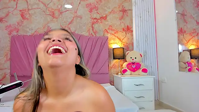 Wonderkloe_: απευθείας συνομιλία ΧΧΧ