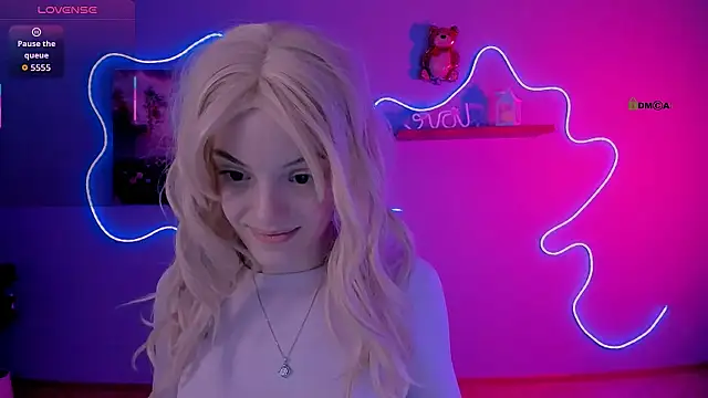 XXX chat uživo modela mia_starrr_