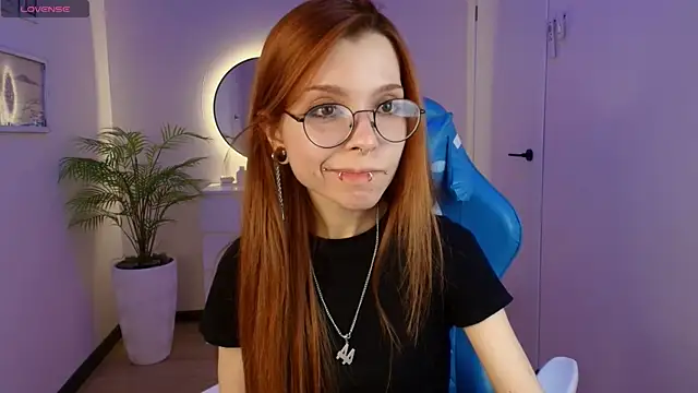 Živý XXX chat PinkAn8el