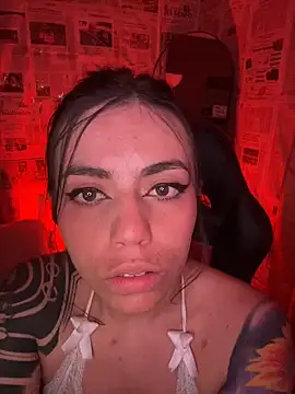 i_am_nina_: απευθείας συνομιλία ΧΧΧ