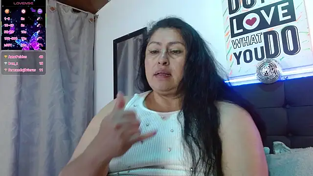 Keyla01_ Adlı Modelin Canlı XXX Sohbeti