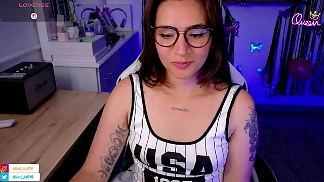 ImLui_lu Adlı Modelin Canlı XXX Sohbeti