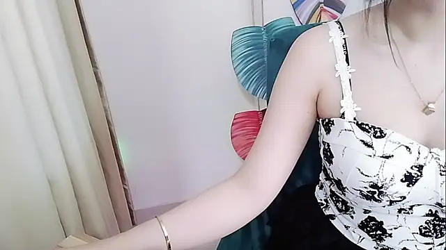 Ari-sweety 现场XXX聊天