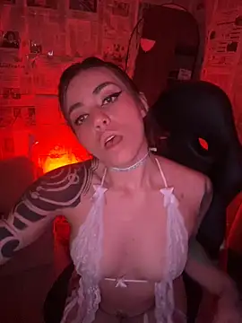 i_am_nina_: απευθείας συνομιλία ΧΧΧ