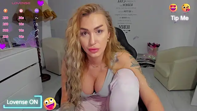 Živý XXX chat Nicol2Naya