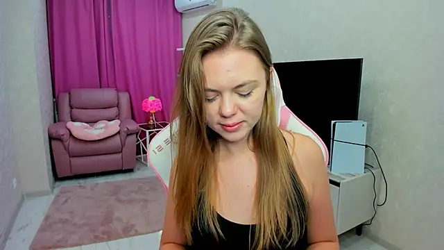 Strawberrye Live XXX-Chat