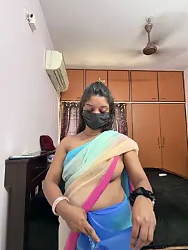 Sirishateluguammai Adlı Modelin Web Kamerası Şovu