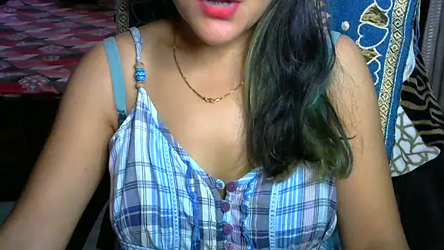 Nepali_Alisha 现场XXX聊天