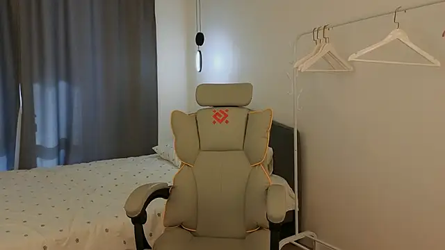 Онлайн чат XXX yourrdanceteacher