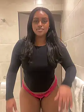 Realriyaaa: απευθείας συνομιλία ΧΧΧ