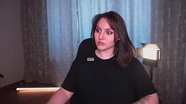 Hoot_owl_cb Adlı Modelin Web Kamerası Şovu