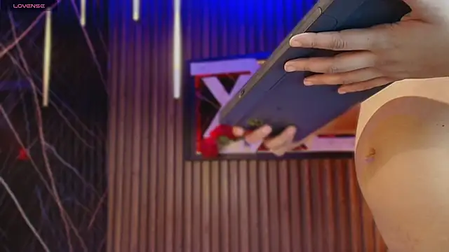 Czat XXX na żywo – Alanna_Lima