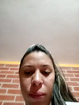 kiki_milu Adlı Modelin Canlı XXX Sohbeti