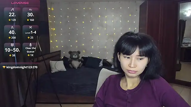 SheilaRare Adlı Modelin Canlı XXX Sohbeti