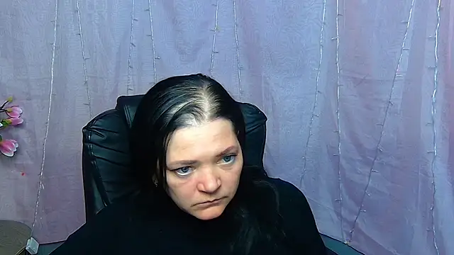 LauraFinn's Live XXX Chat