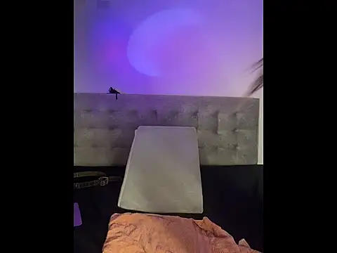 ScarletVelvetX Adlı Modelin Canlı XXX Sohbeti