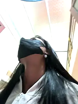 Lynly_k2のウェブカメラショー