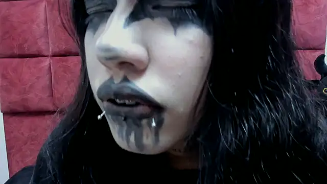 Czat XXX na żywo – DAKOTALUCIFENA