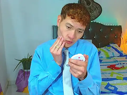 _Santi2 Chat XXX in diretta